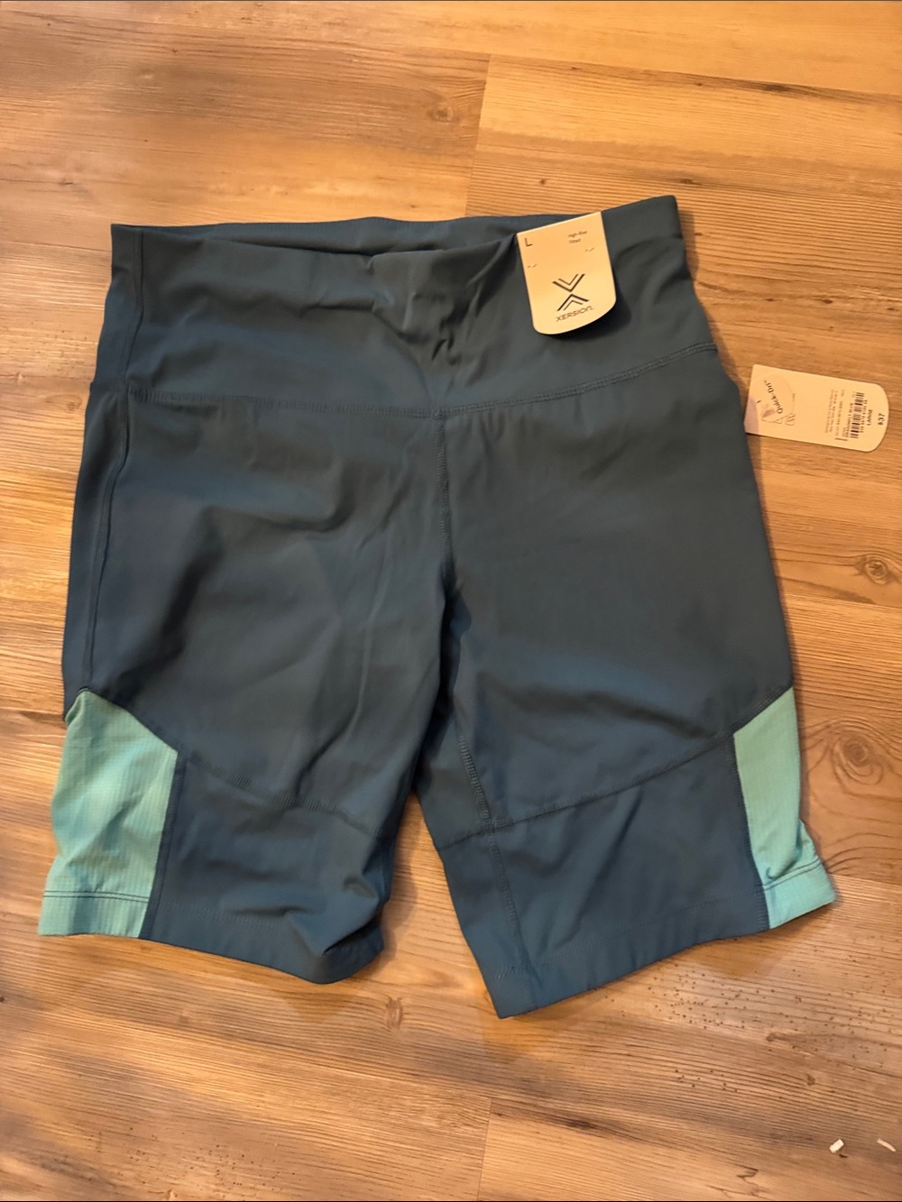 Xersion Women's Teal High-Rise Bike Shorts